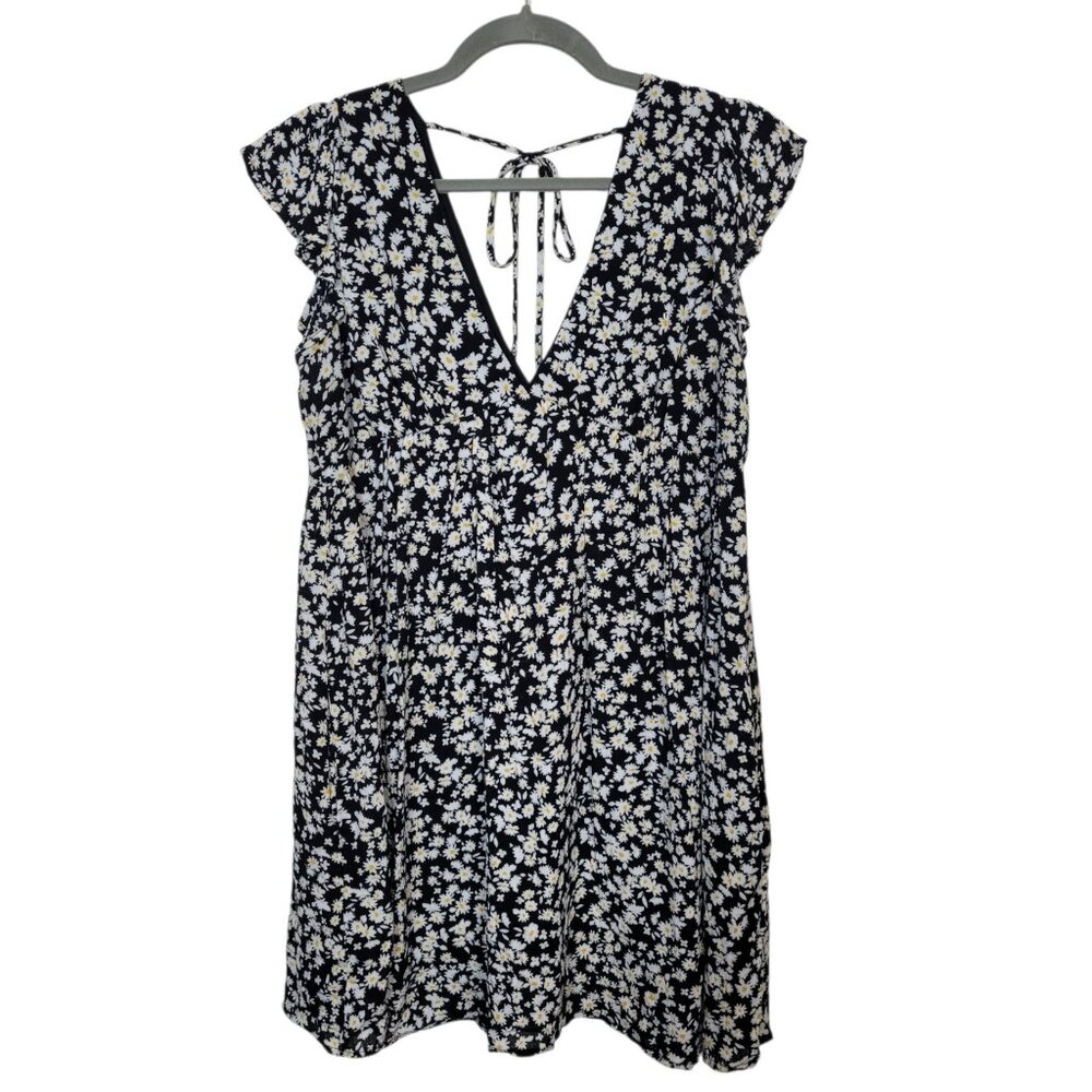 Altar'd State Black Daisy Floral Babydoll Dress Women's Sz Small Flutter Sleeve